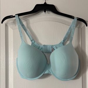 Victoria's Secret Light Blue T-Shirt Push Up Full Coverage Bra Plus 40DD